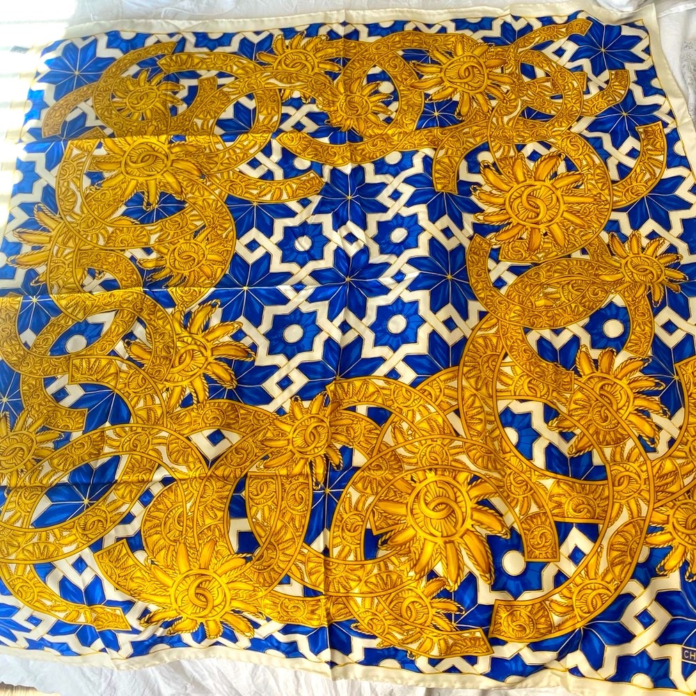 ❤️SOLD❤️ Authentic Chanel Scarf with Box